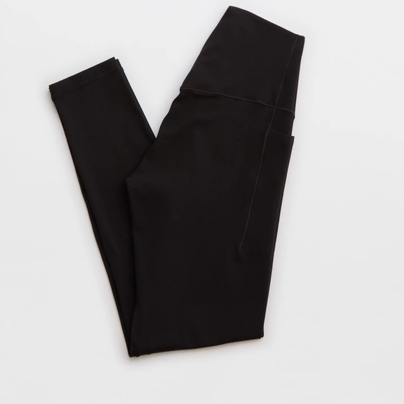 AERIE Offline high rise 7/8 leggings - Picture 2 of 5